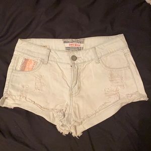 Hot kiss shorts